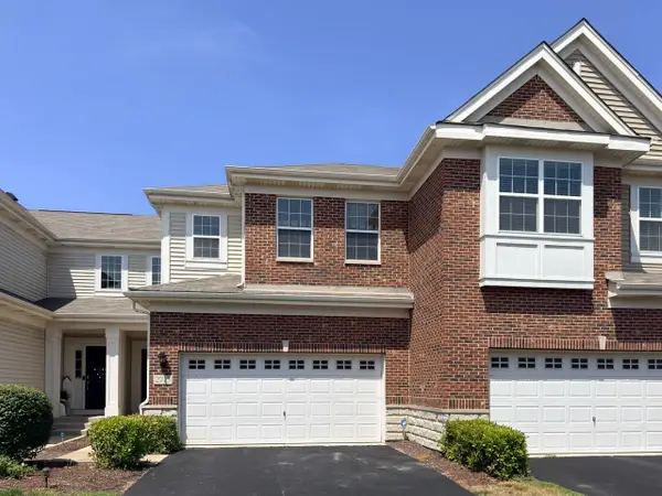 2715 Blakely Lane, Naperville, IL 60540
