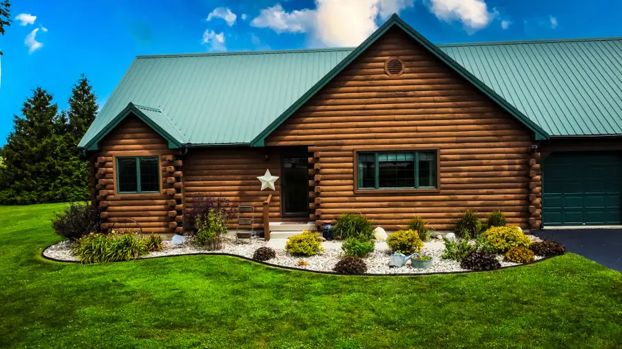 5 Corbett Drive, Watseka, IL 60970 - #3