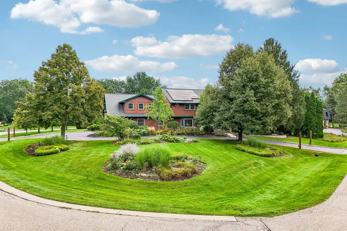10 Elm Street, Hawthorn Woods, IL 60047 - #1