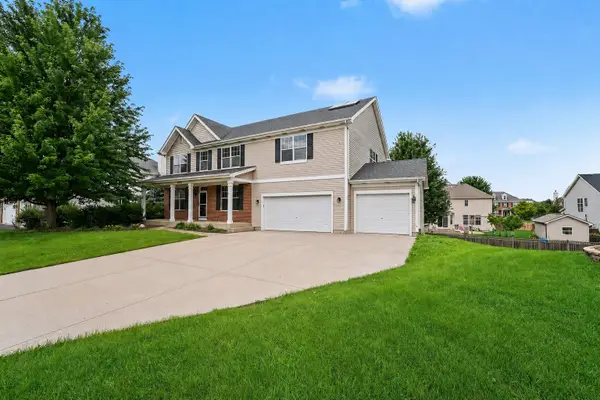 26613 Silverleaf Drive, Plainfield, IL 60585
