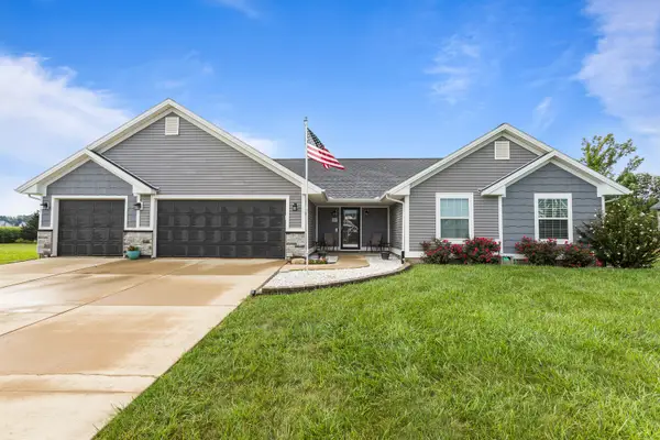 307 Horseshoe Drive, Philo, IL 61864