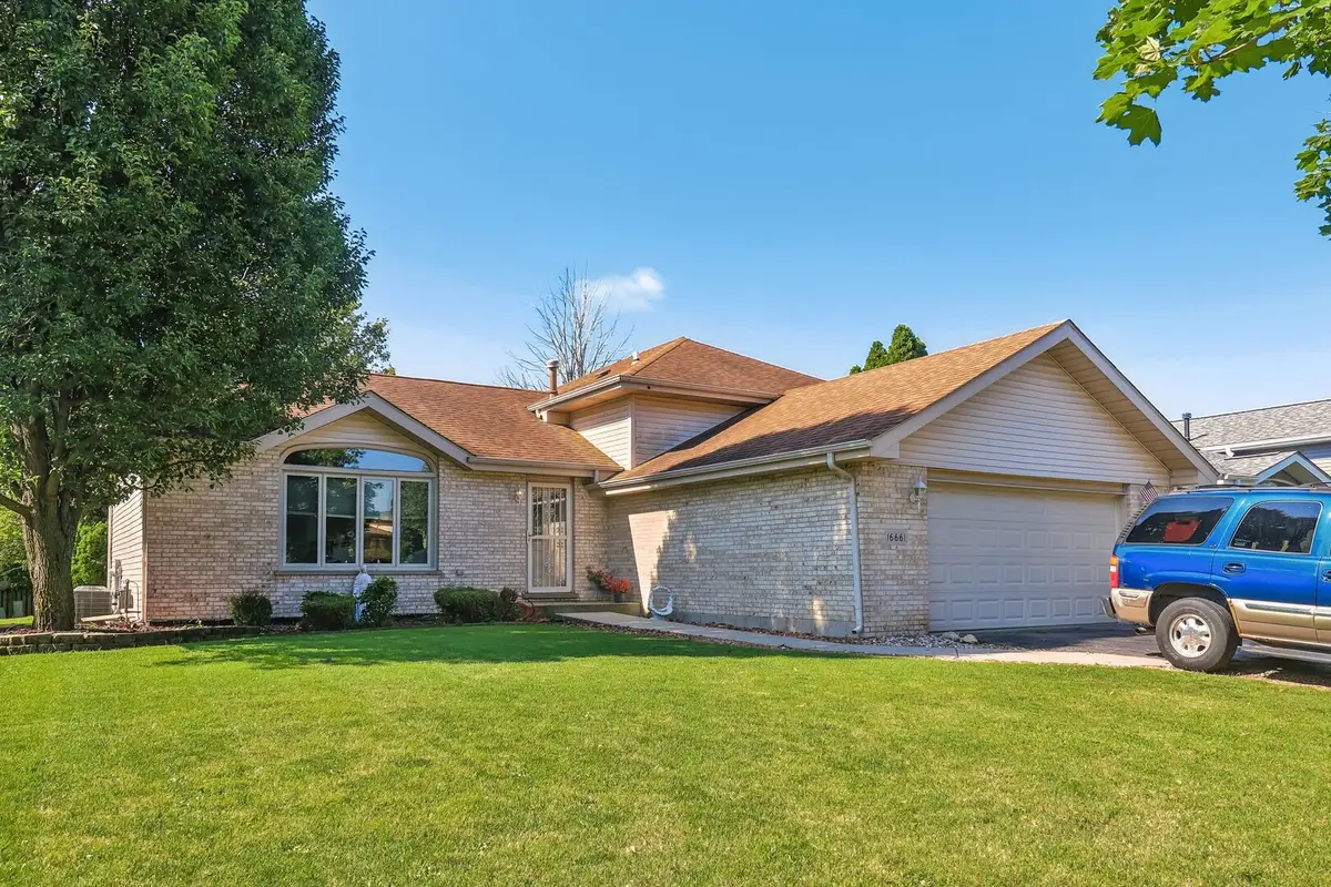16661 W Oneida Drive, Lockport, IL 60441 - #1