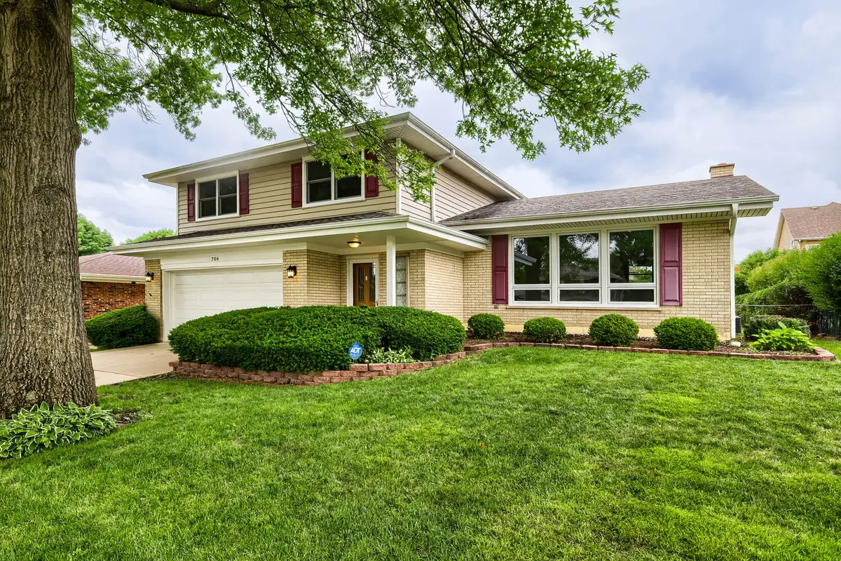 706 Huntington Lane, Schaumburg, IL 60193 - #1