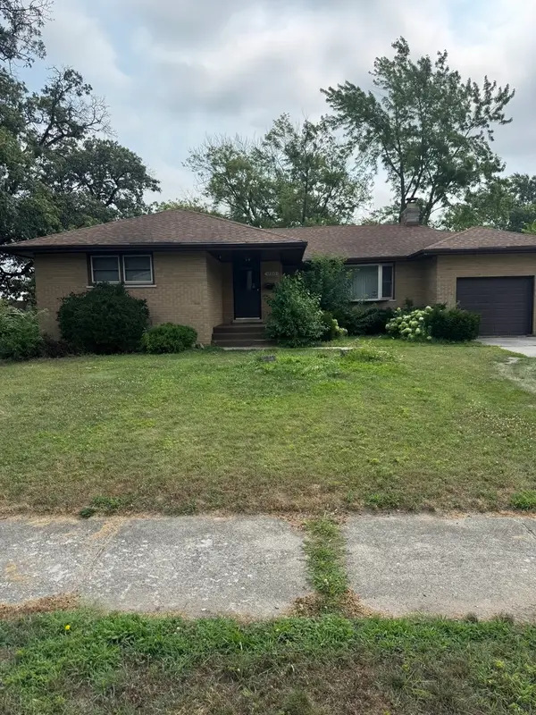 18233 Greenbay Avenue, Lansing, IL 60438