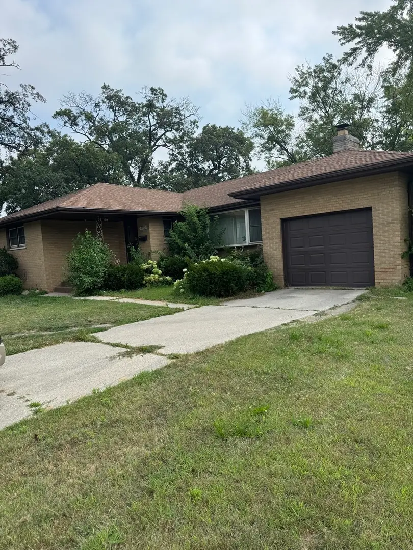 18233 Greenbay Avenue, Lansing, IL 60438 - #2