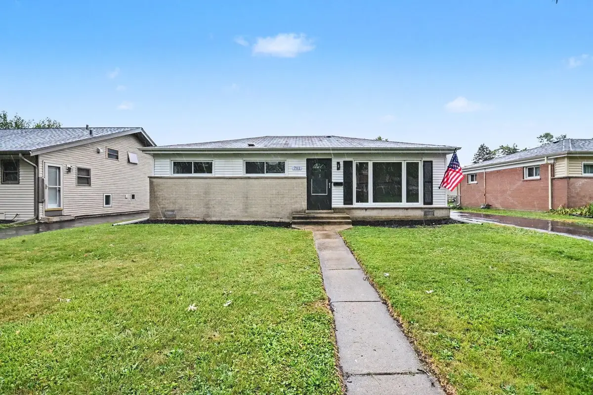 701 W Vermont Street, Villa Park, IL 60181 - #1