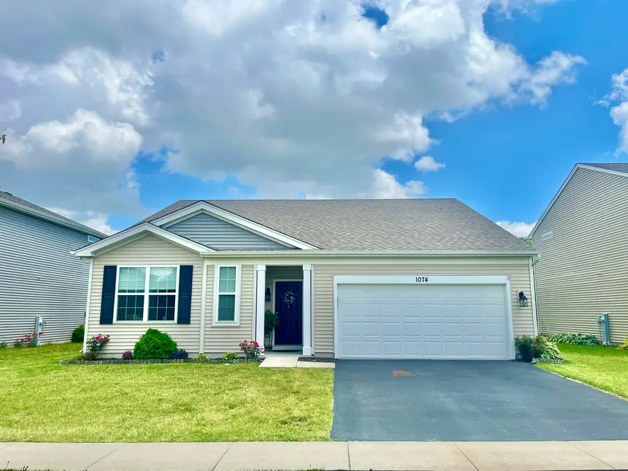 1074 Chestnut Drive, Pingree Grove, IL 60140 - #2
