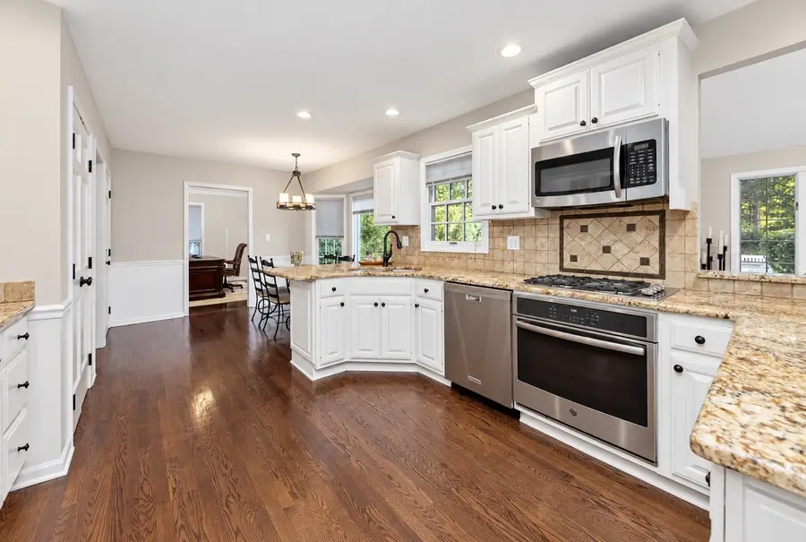 1177 Kenilworth Circle, Naperville, IL 60540 - #3