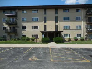 535 S Cleveland Avenue #202, Arlington Heights, IL 60005 - #1