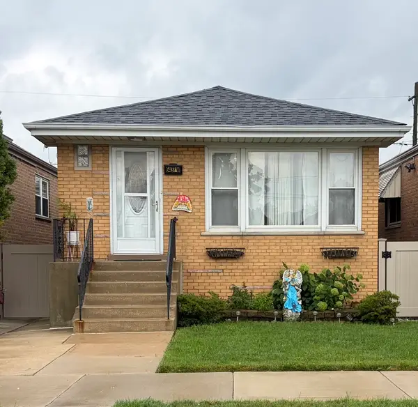 6437 W 63rd Place, Chicago, IL 60638