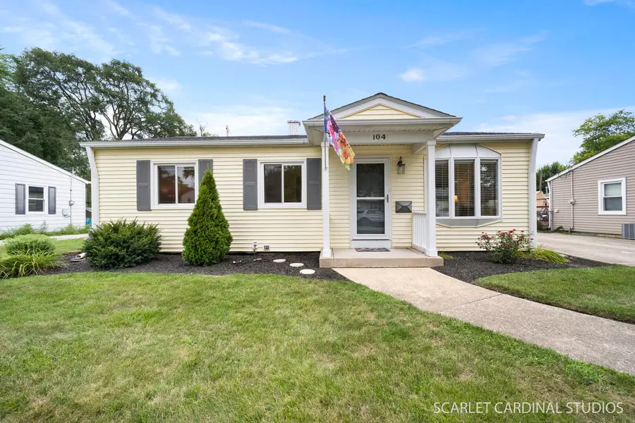 104 Forest Place, Buffalo Grove, IL 60089 - #3