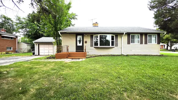 1201 E Euclid Avenue, Arlington Heights, IL 60004