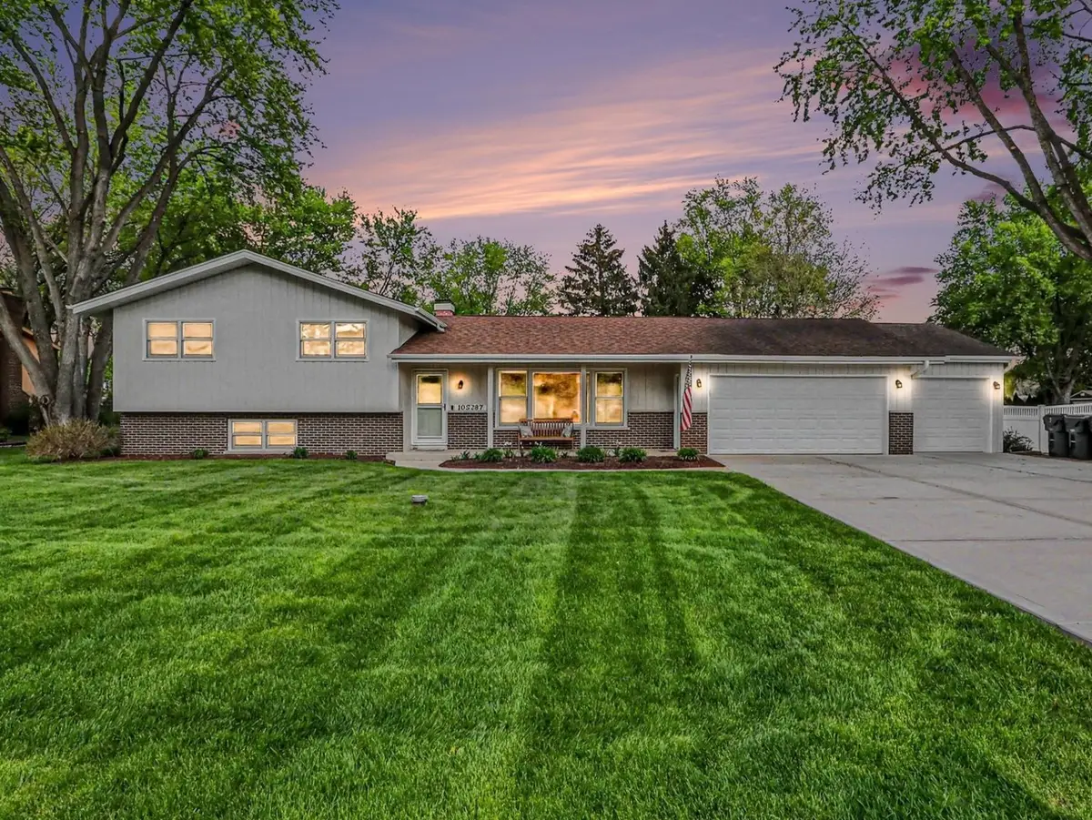Address Withheld By Seller, Naperville, IL 60564 - #1