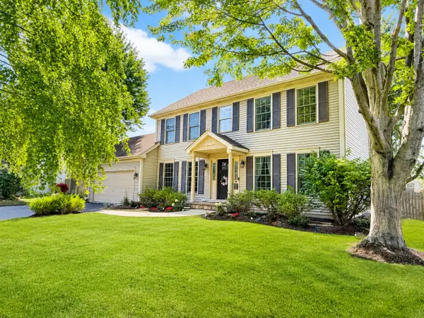 620 Lindsay Circle, North Aurora, IL 60542