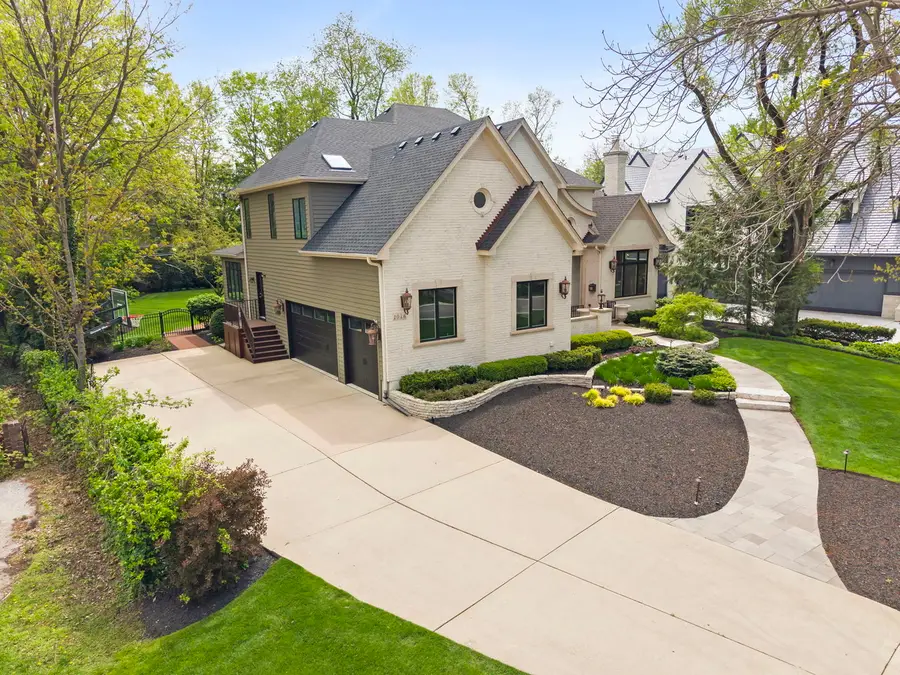 1046 Sylvan Circle, Naperville, IL 60540 - #3