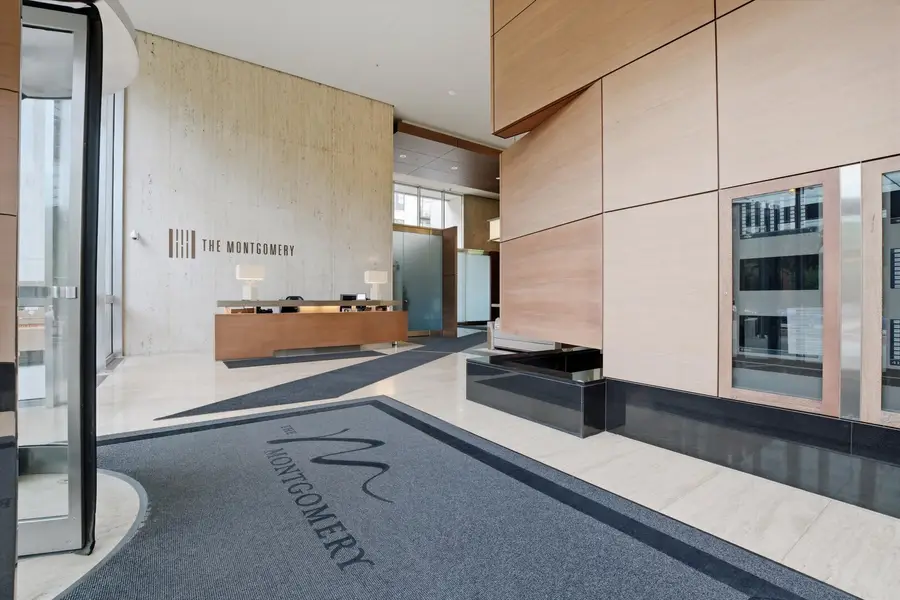 500 W Superior Street #1010, Chicago, IL 60654 - #2