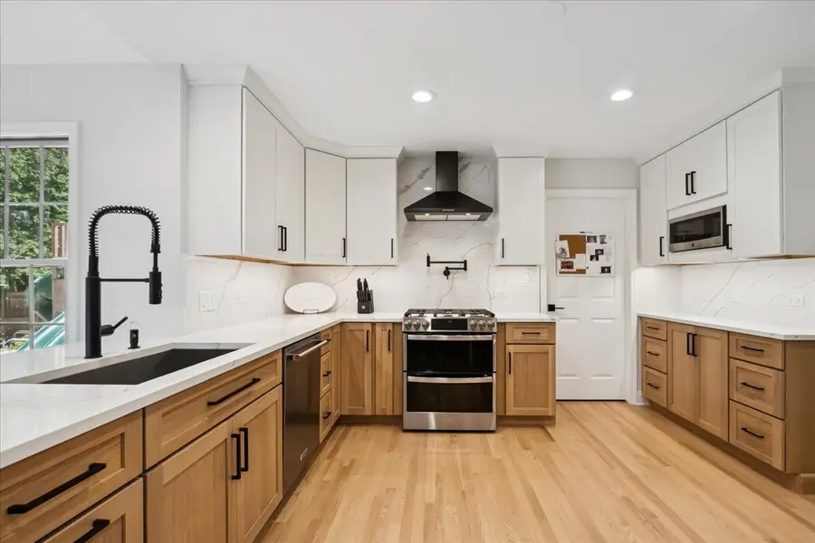 658 Lexington Square W, Gurnee, IL 60031 - #3