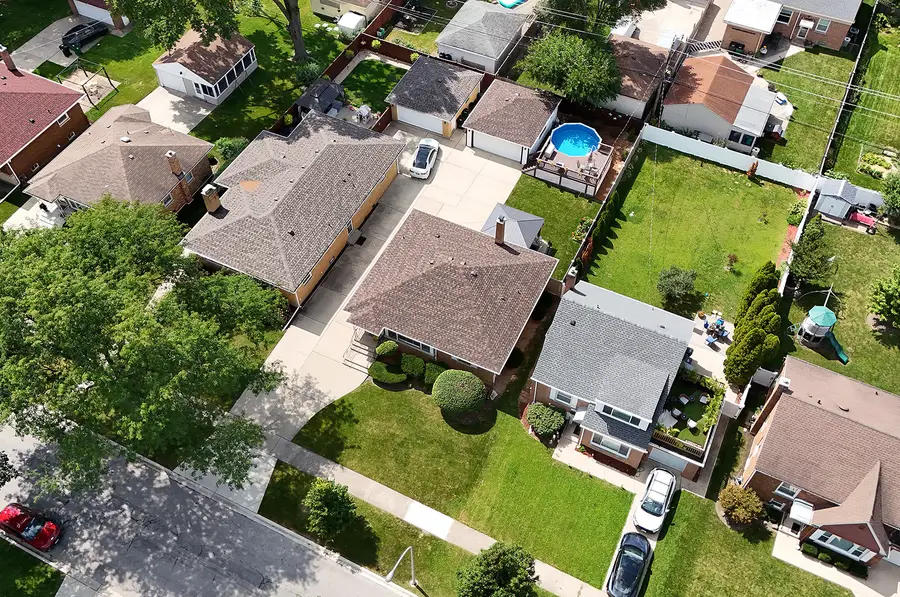 1916 Manchester Avenue, Westchester, IL 60154 - #2