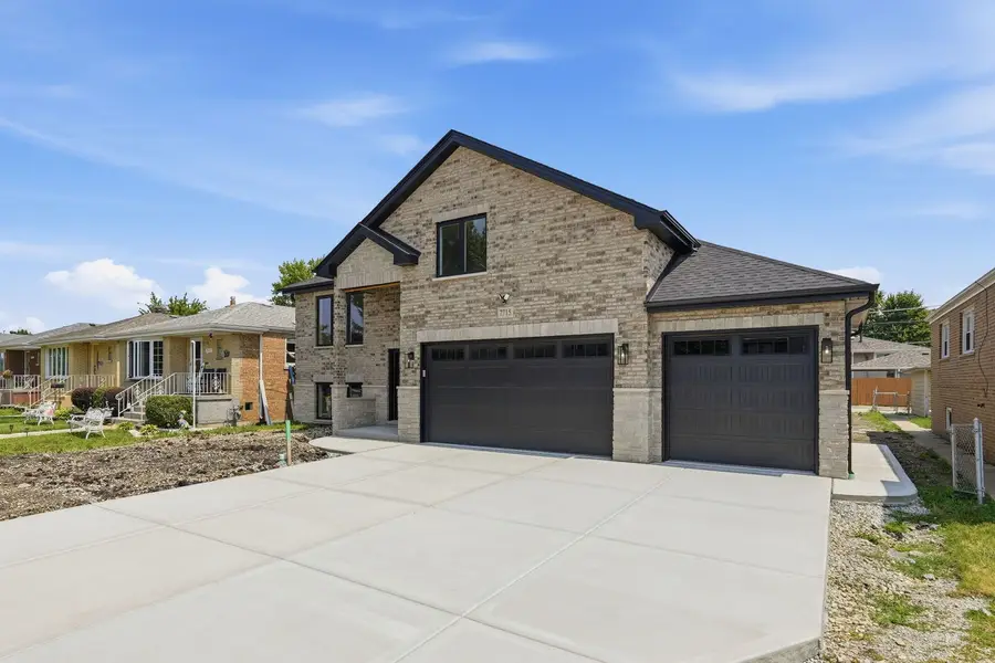 7715 Nagle Avenue, Burbank, IL 60459 - #3