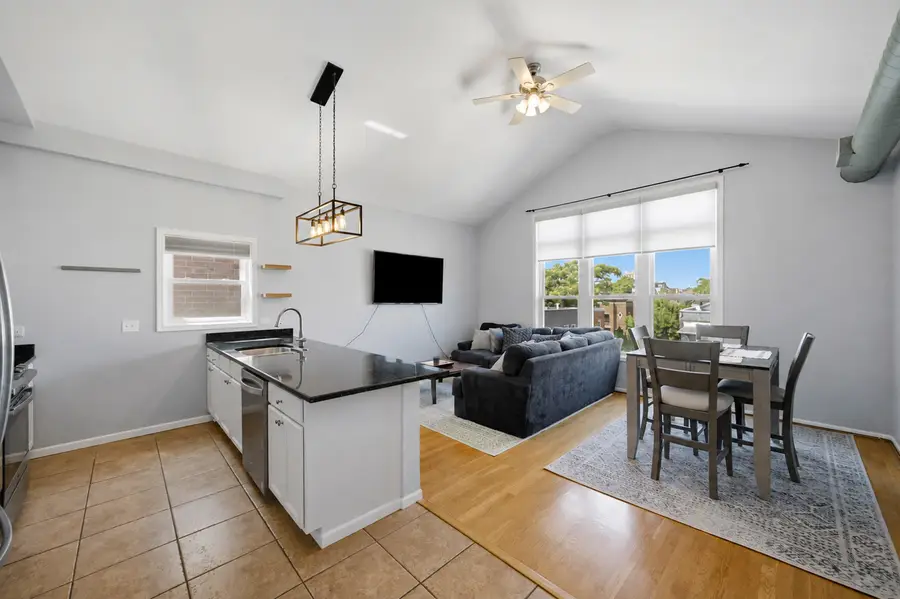 1267 N Honore Street #3, Chicago, IL 60622 - #2