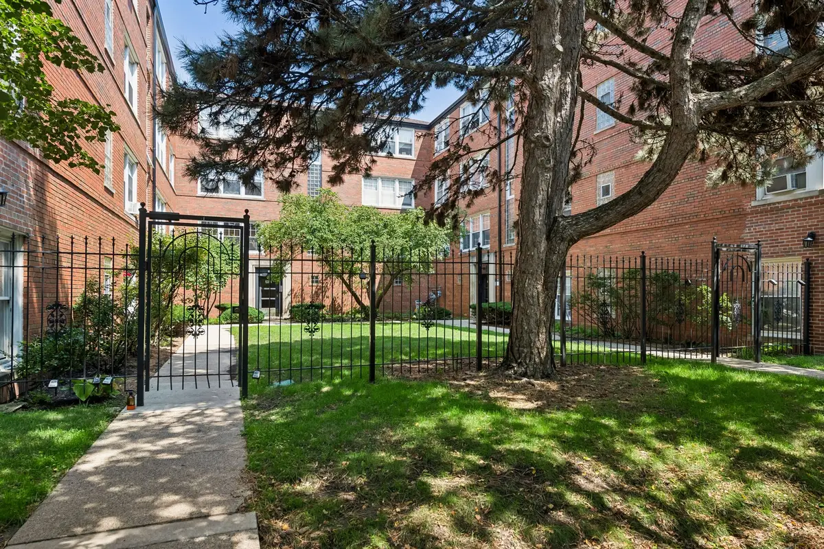2422 W Farragut Avenue #1A, Chicago, IL 60625 - #1