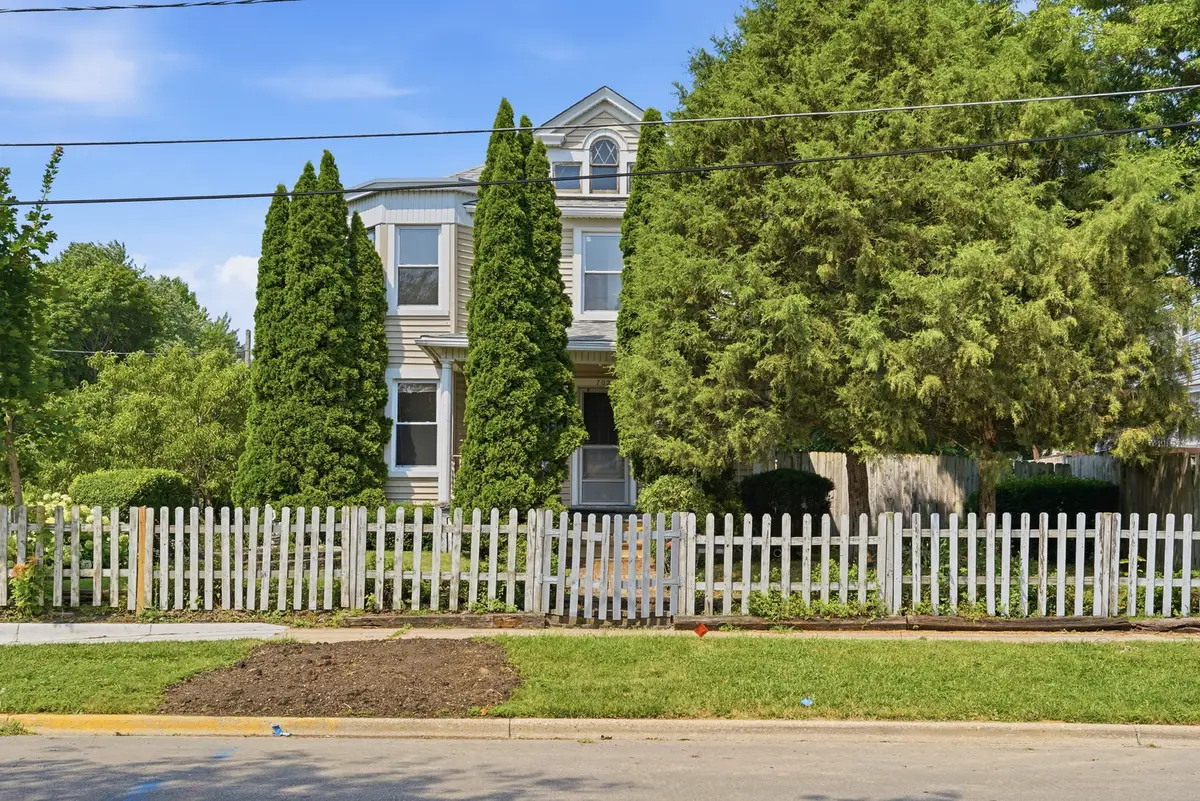 702 North Avenue, Waukegan, IL 60085 - #1