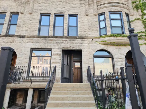 4420 S Berkeley Avenue, Chicago, IL 60653