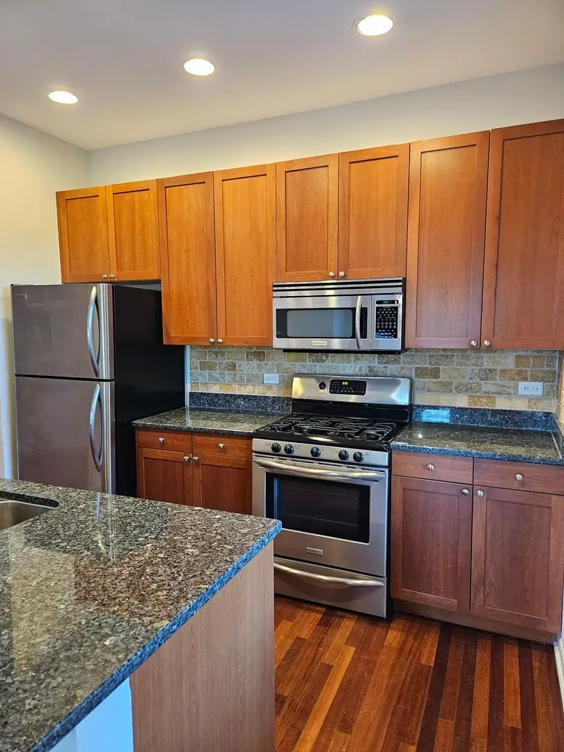 4770 N Manor Avenue #304, Chicago, IL 60625 - #3