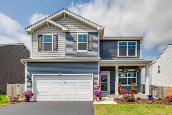 2005 Winterberry Trail, Wonder Lake, IL 60097