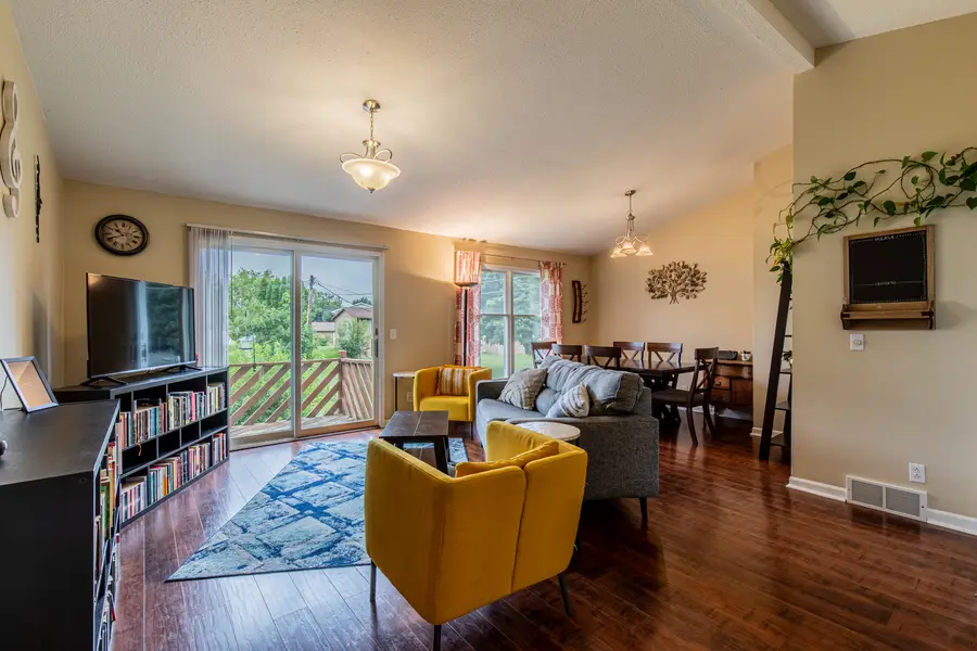 1015 W Marquette Street, Princeton, IL 61356 - #3