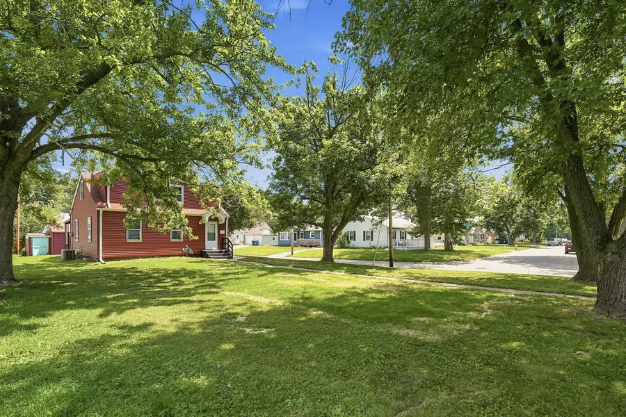 2055 36th Street, Rock Island, IL 61201 - #3