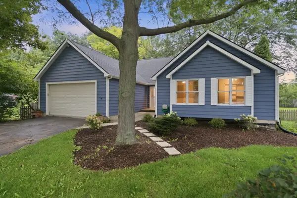 929 Alton Court, Winthrop Harbor, IL 60096