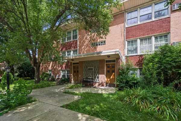 7536 N Ridge Boulevard #3E, Chicago, IL 60645