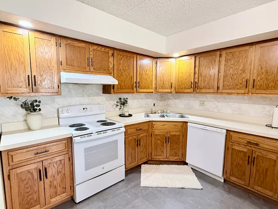 103 Caterpillar Drive #1C, Joliet, IL 60436 - #3