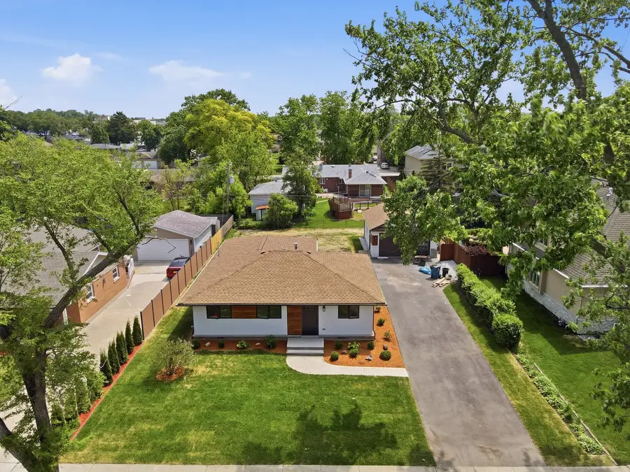 10409 S 82 Avenue, Palos Hills, IL 60465 - #3