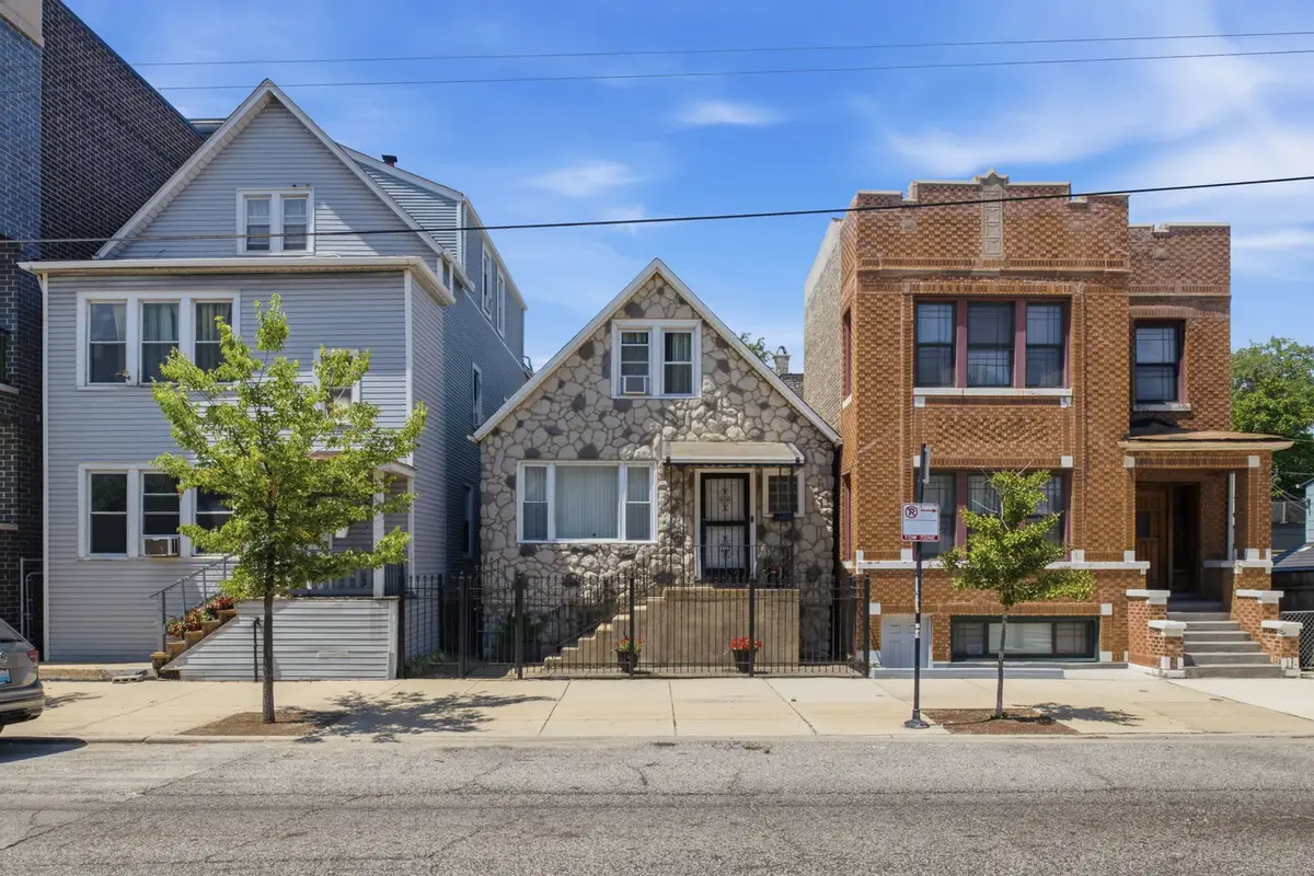 2444 N Western Avenue, Chicago, IL 60647 - #1