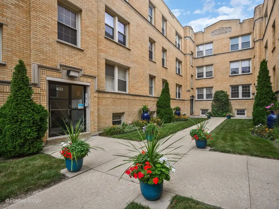 1622 W Wallen Avenue #3N, Chicago, IL 60626 - #2