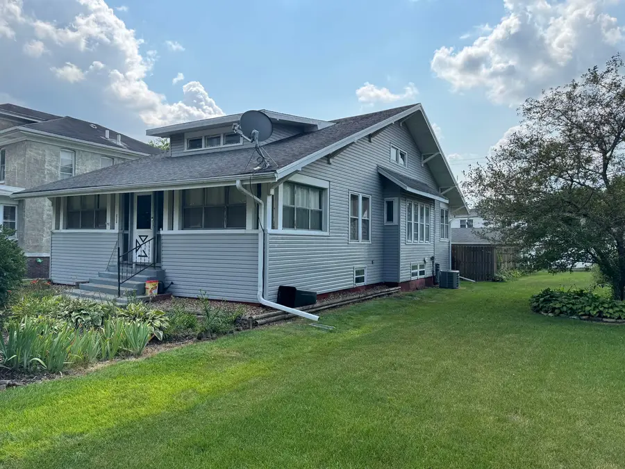 212 Tinley Avenue, Depue, IL 61322 - #2