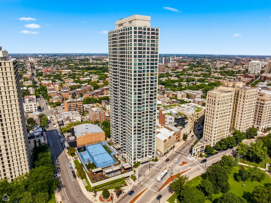 2020 N Lincoln Park W #28AB, Chicago, IL 60614 - #2