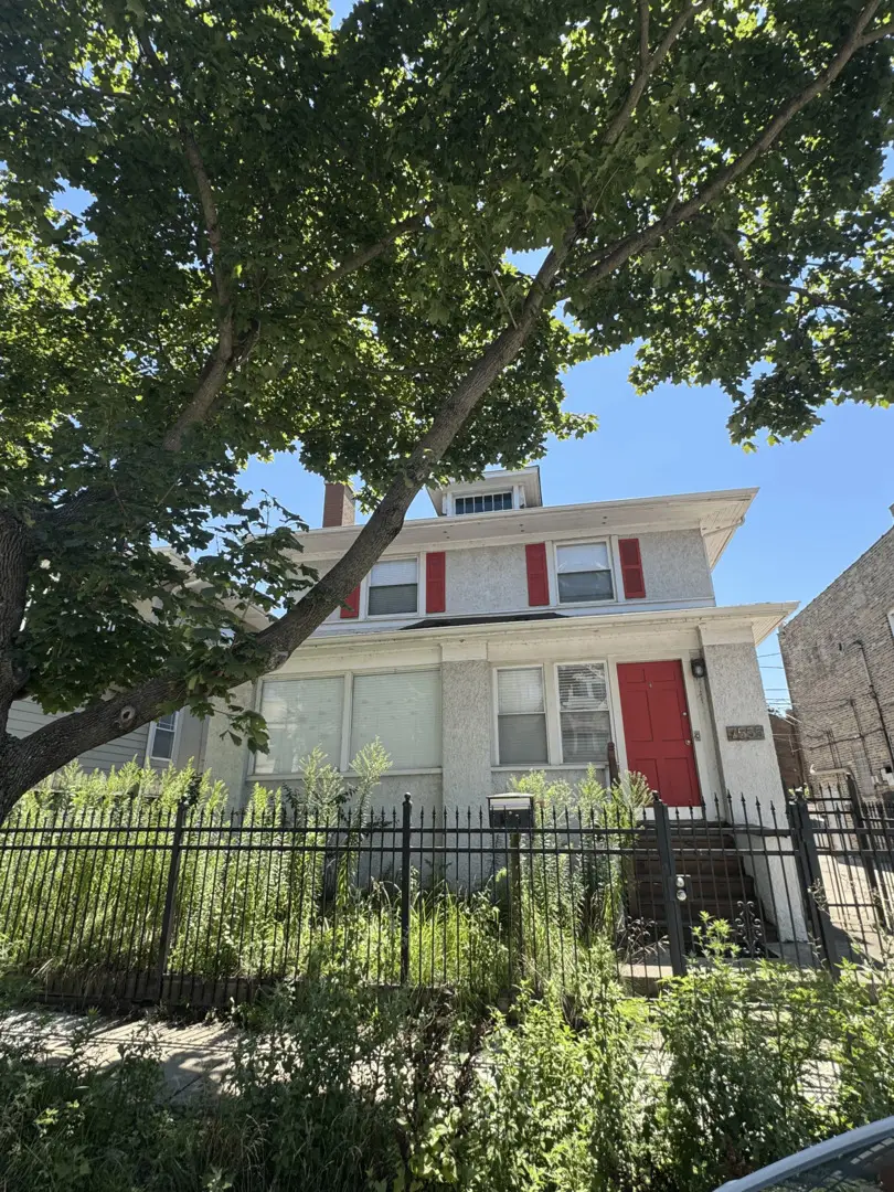 7555 N Rogers Avenue, Chicago, IL 60626 - #1
