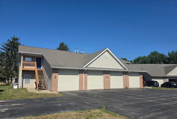4968 Pine Meadow Parkway, Loves Park, IL 61111
