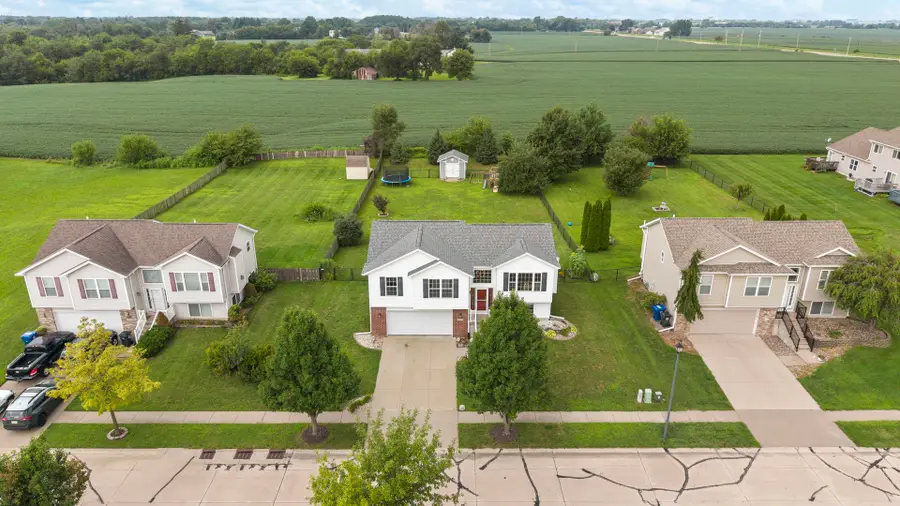 1616 Jenna Drive, Davenport, IA 52804 - #3
