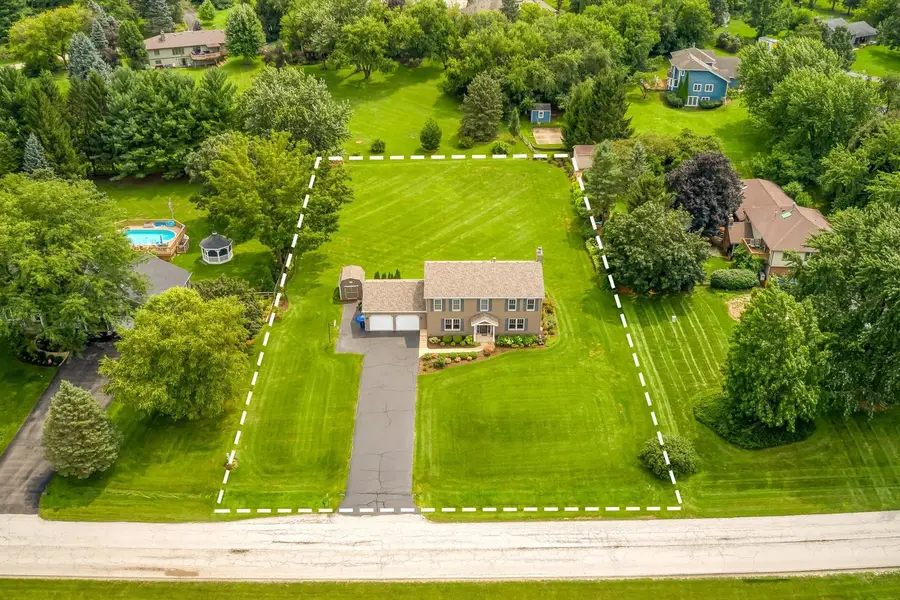 39W261 Hemlock Drive, Saint Charles, IL 60175 - #3