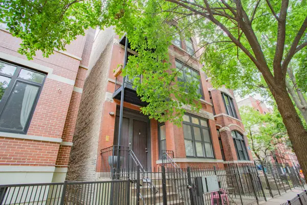 1735 W Erie Street #3N, Chicago, IL 60622