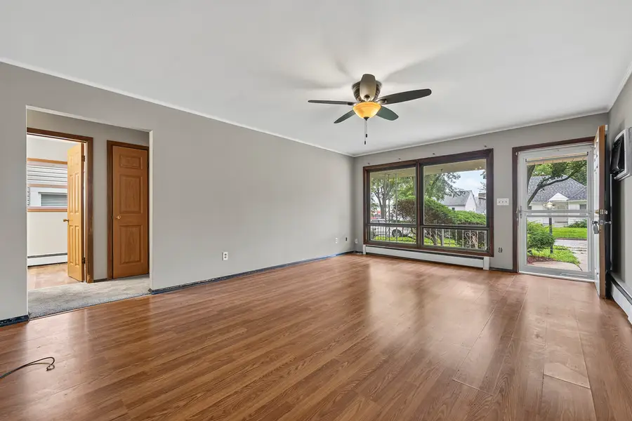 746 Schomer Avenue, Aurora, IL 60505 - #2