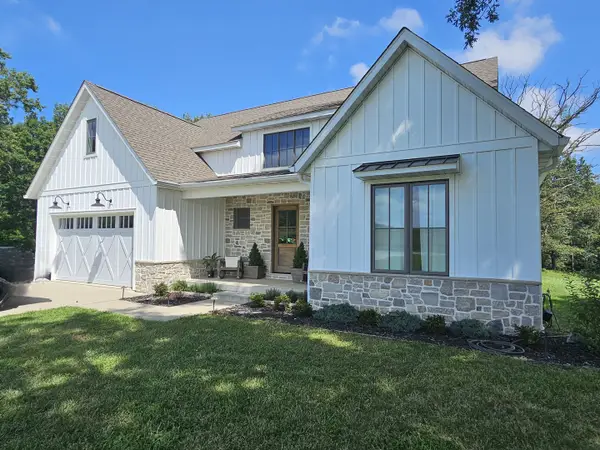 5384 E Houston Road, Woodlawn, IL 62898