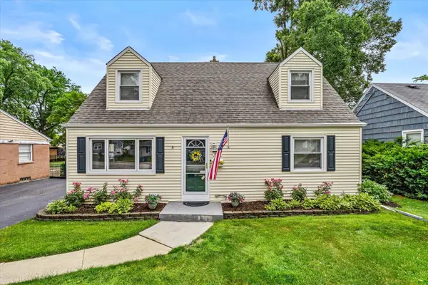 817 S Spring Road, Elmhurst, IL 60126