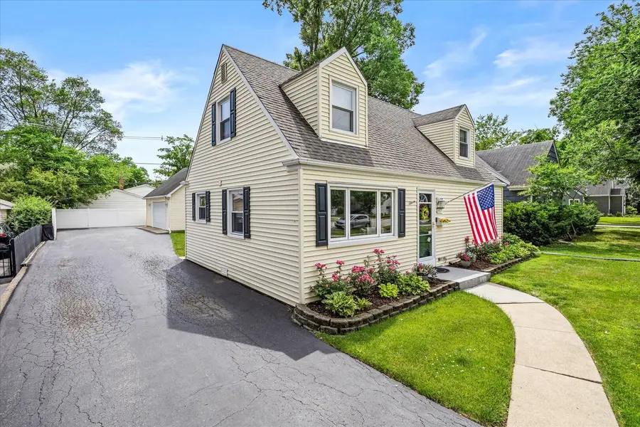 817 S Spring Road, Elmhurst, IL 60126 - #2