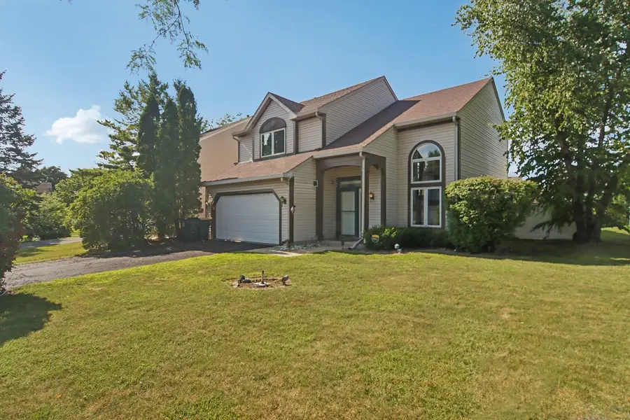 18 W Rosewood Lane, Round Lake Beach, IL 60073 - #2