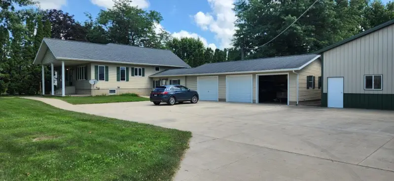 1654 Hoover Road, Deer Grove, IL 61243 - #3